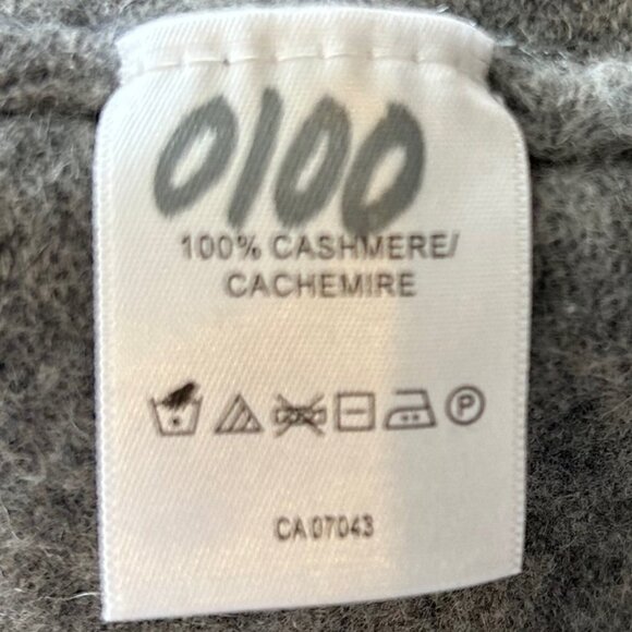 Max Studio Cashmere Sweater - Picture 5 of 7